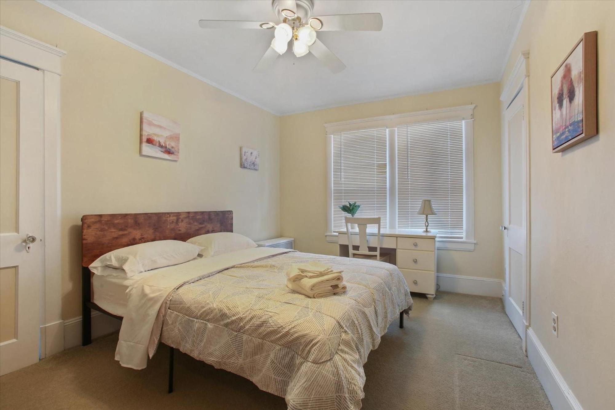 Guest house Greenridge Getaway:near Universities & Attractions