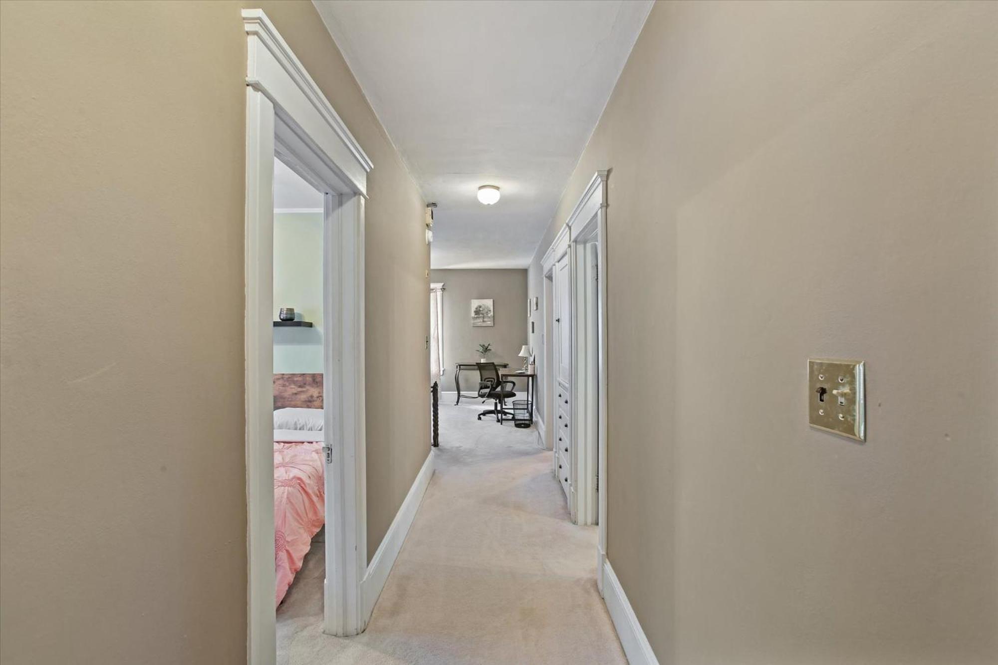 Guest house Greenridge Getaway:near Universities & Attractions *